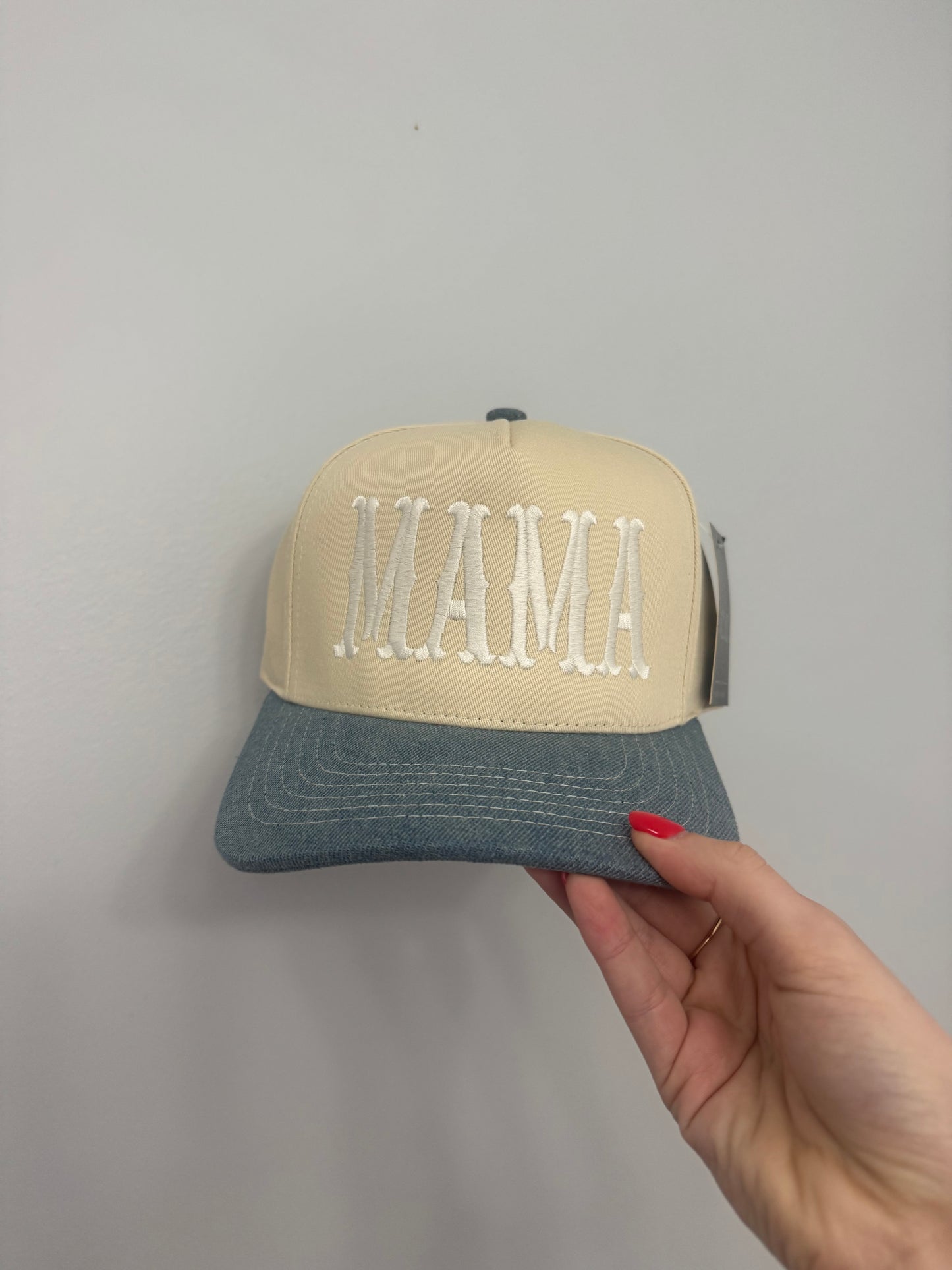 “Mama” Trucker Hat